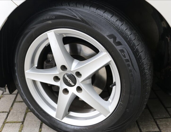 KIA Soul Hatchback 1,6 l 97 kw