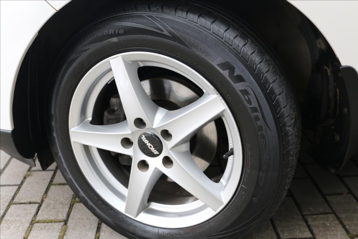 KIA Soul Hatchback 1,6 l 97 kw