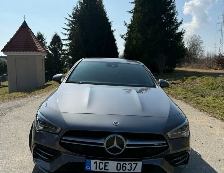 Mercedes-Benz CLA Kombi 2,0 l 225 kw