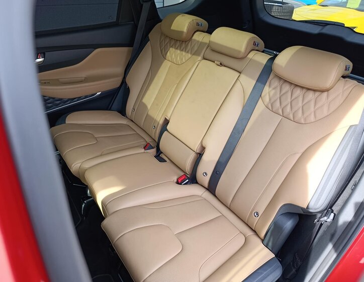 Hyundai Santa Fe SUV / Terénní 2,2 l 148 kw