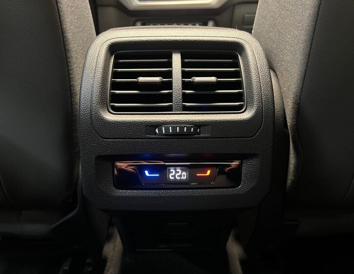 Volkswagen Touran Ostatní 1,5 l 110 kw