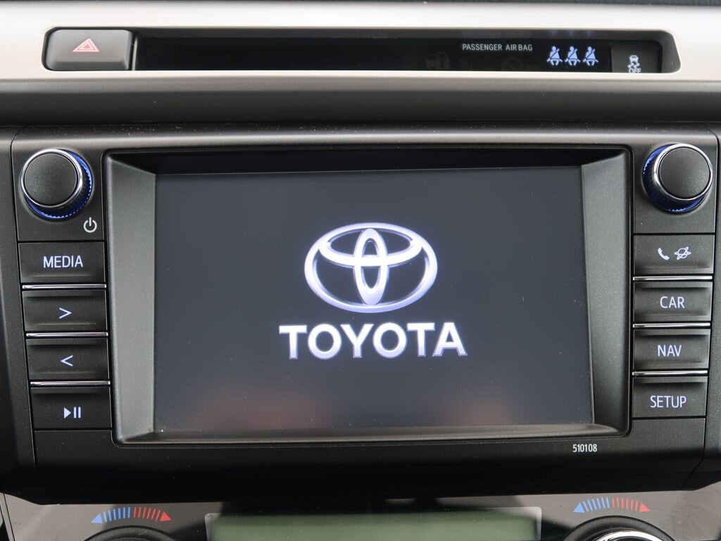 Toyota RAV4 SUV / Terénní 2,5 l 114 kw