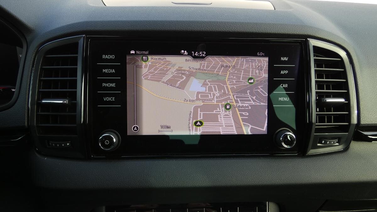 Škoda Karoq SUV / Terénní 1,5 l 110 kw