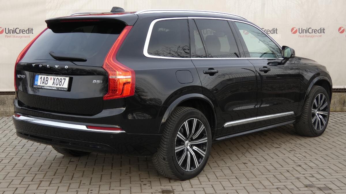 Volvo XC90 SUV / Terénní 2,0 l 173 kw