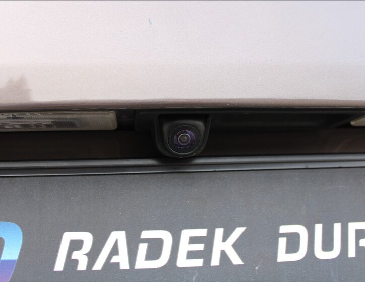 KIA Sportage SUV / Terénní 2,0 l 136 kw