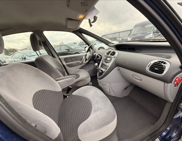 Citroën Xsara Picasso 17
