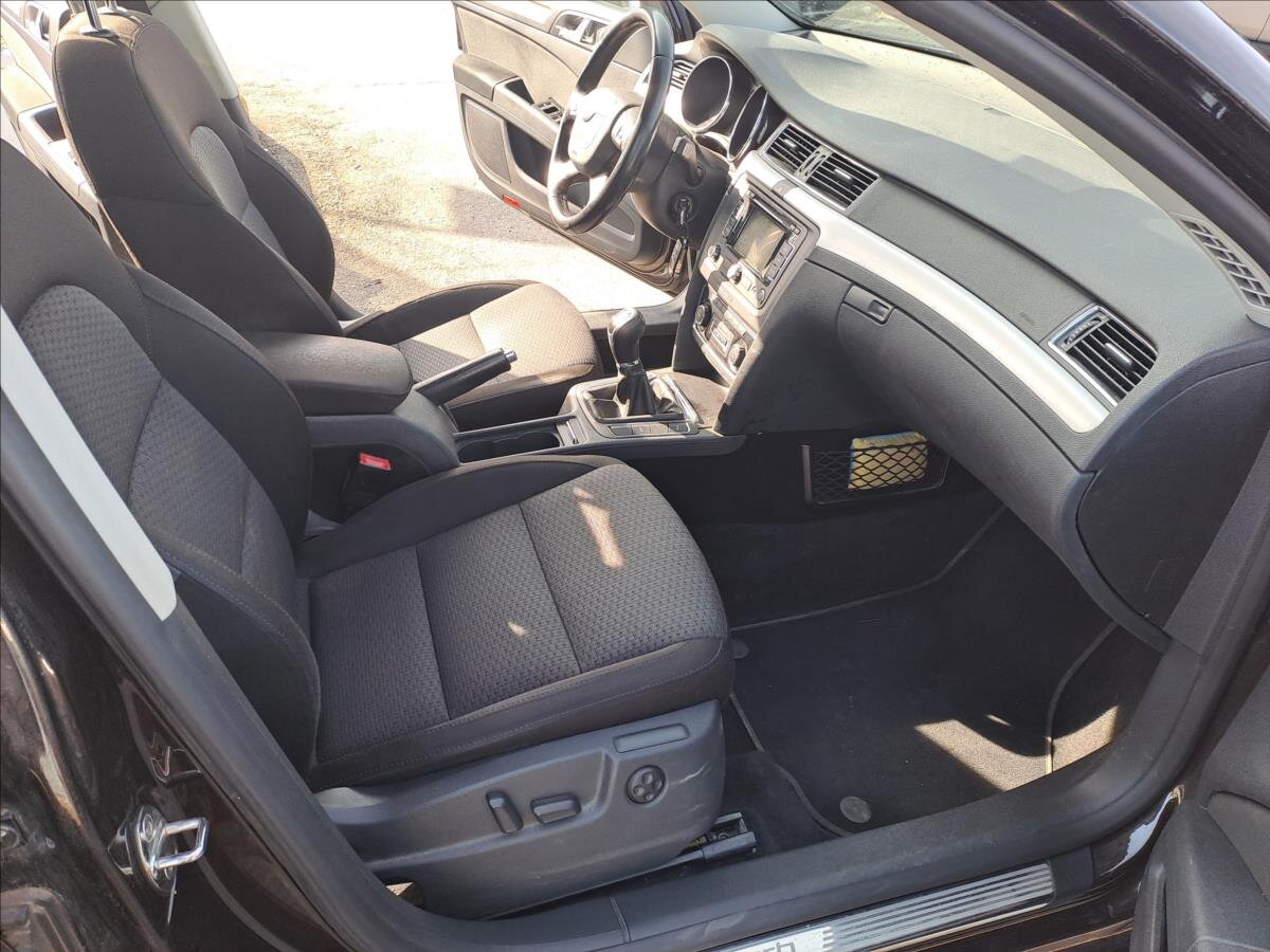 Škoda Superb Kombi 2,0 l 125 kw