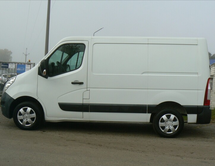 Renault Master 8