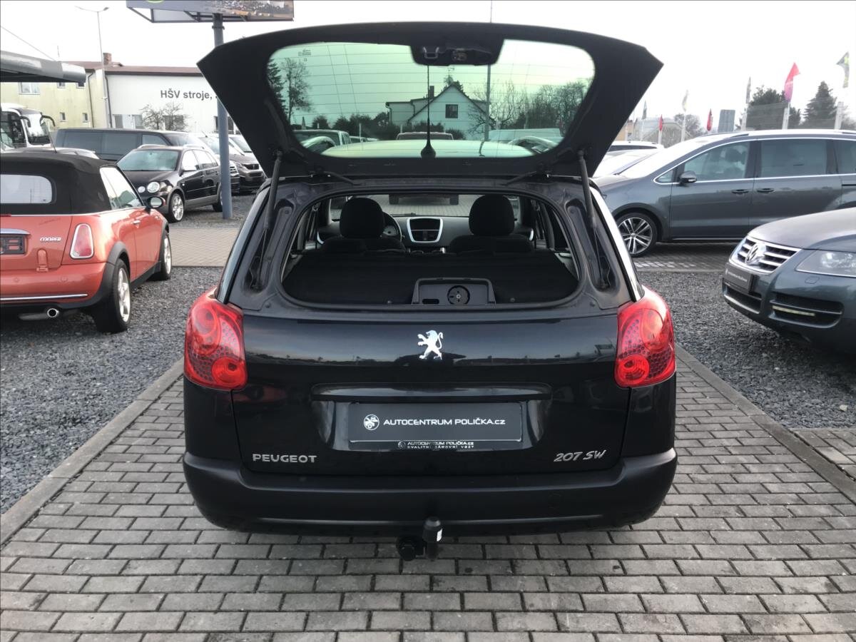 Peugeot 207 Hatchback 1,6 l 88 kw