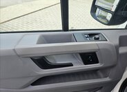 Volkswagen Crafter 8