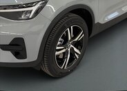 Volvo XC40 SUV / Terénní 2,0 l 120 kw