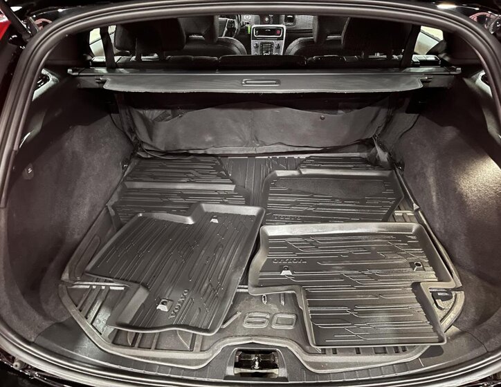 Volvo V60 Kombi 2,4 l 140 kw