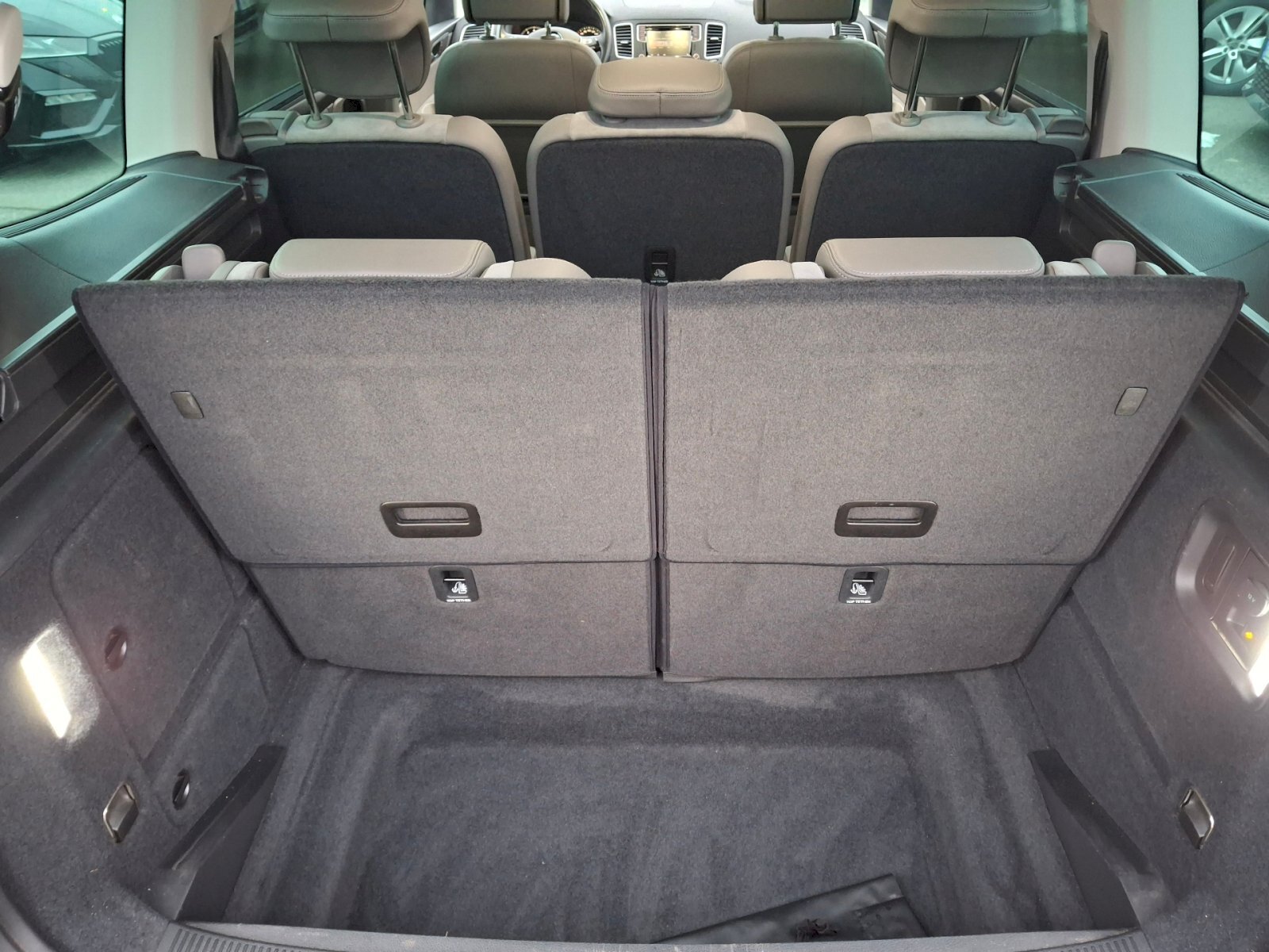 Volkswagen Sharan Ostatní 1,4 l 110 kw