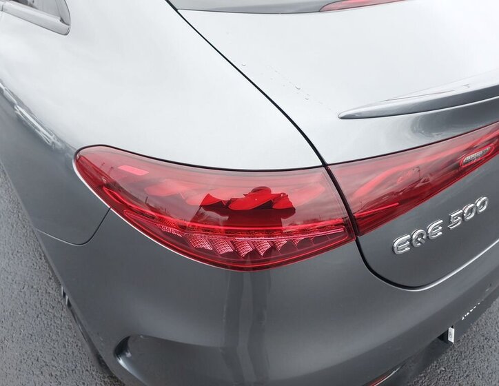 Mercedes-Benz EQE 13