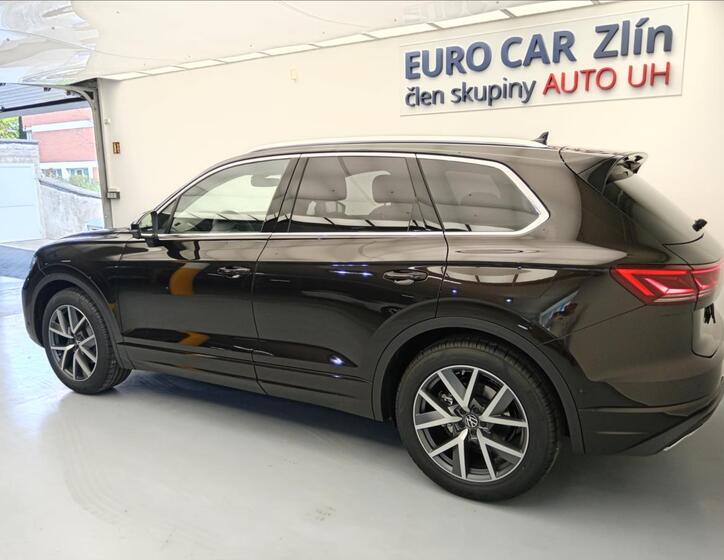 Volkswagen Touareg 4