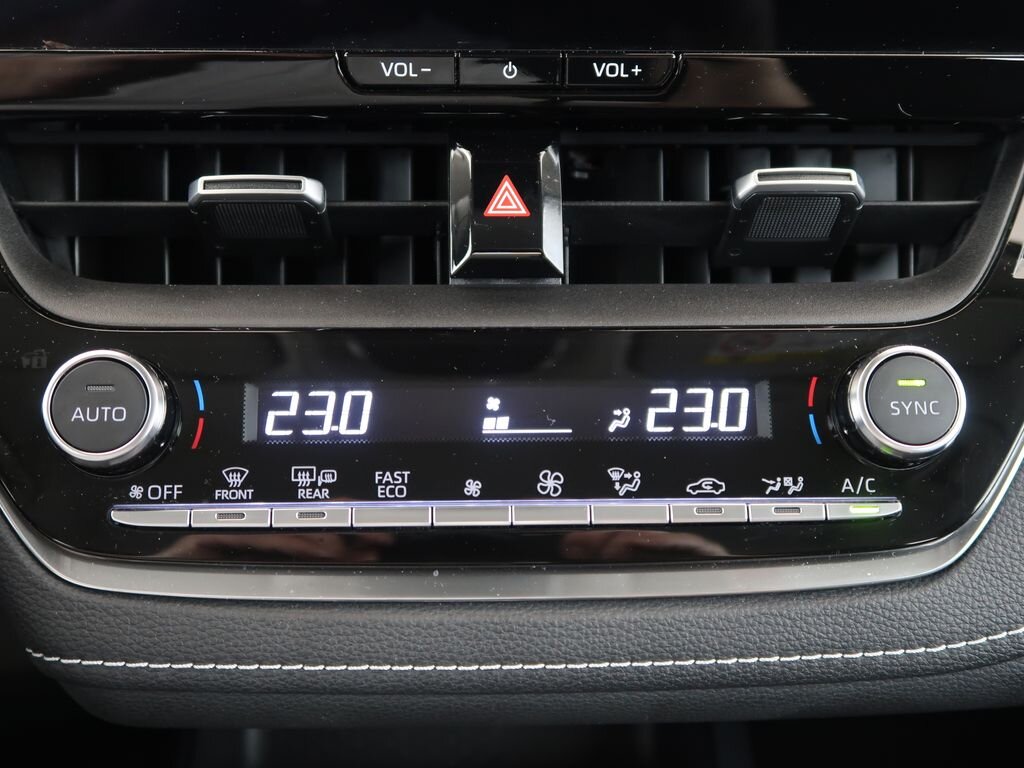 Toyota Corolla Sedan / Limuzína 1,5 l 92 kw