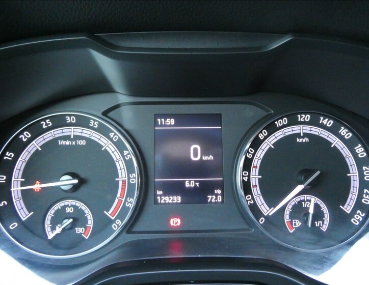 Škoda Karoq SUV / Terénní 2,0 l 110 kw