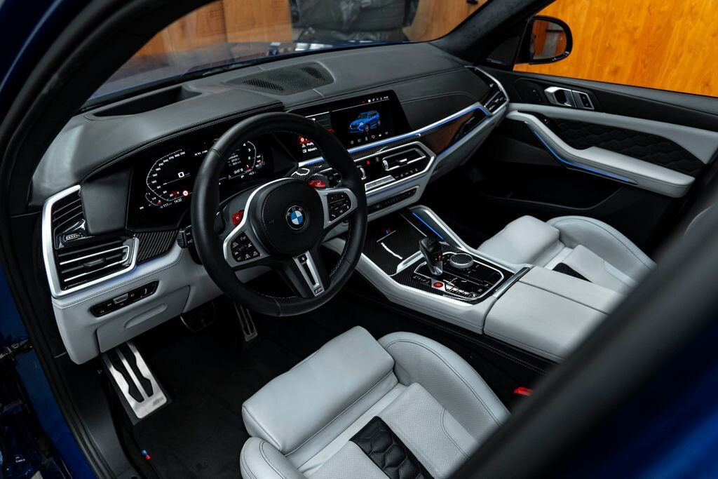 BMW X5 SUV / Terénní 4,4 l 460 kw