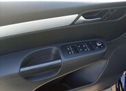 Volkswagen Sharan MPV 2,0 l 103 kw