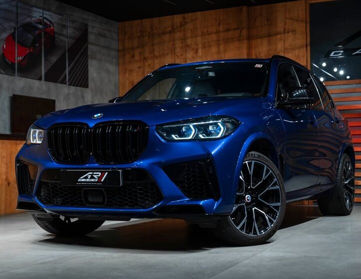 BMW X5 SUV / Terénní 4,4 l 460 kw