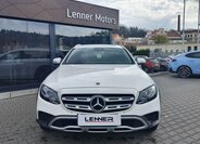 Mercedes-Benz Třídy E Kombi 2,0 l 143 kw