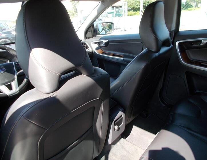 Volvo XC60 16
