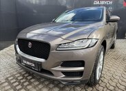 Jaguar F-Pace SUV 2,0 l 132 kw