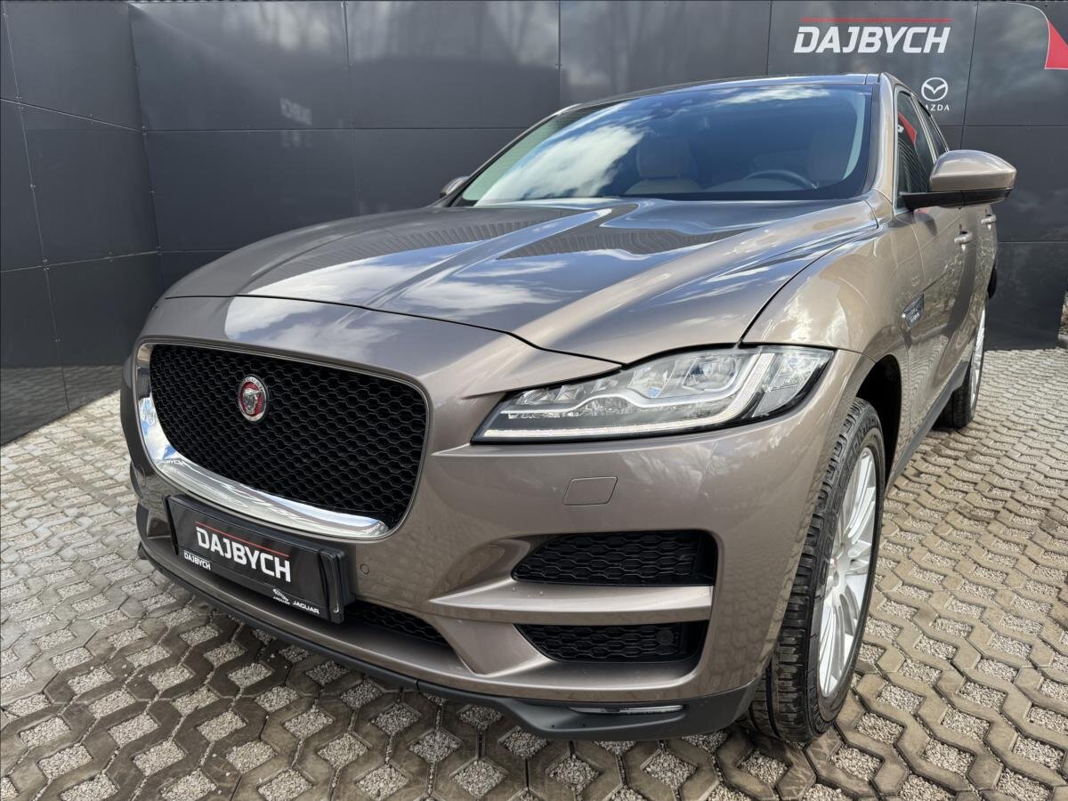 Jaguar F-Pace SUV 2,0 l 132 kw