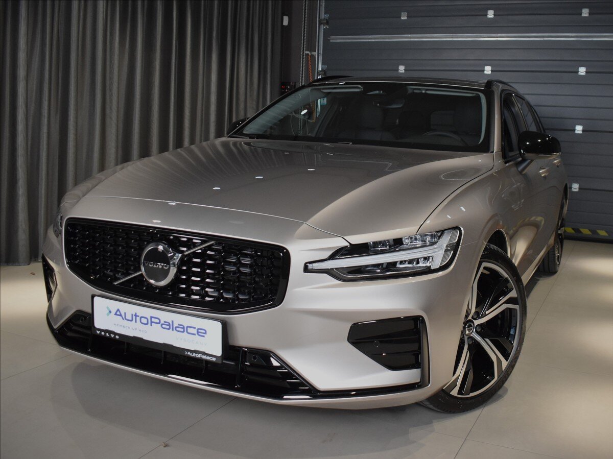 Volvo V60 Kombi 2,0 l 145 kw