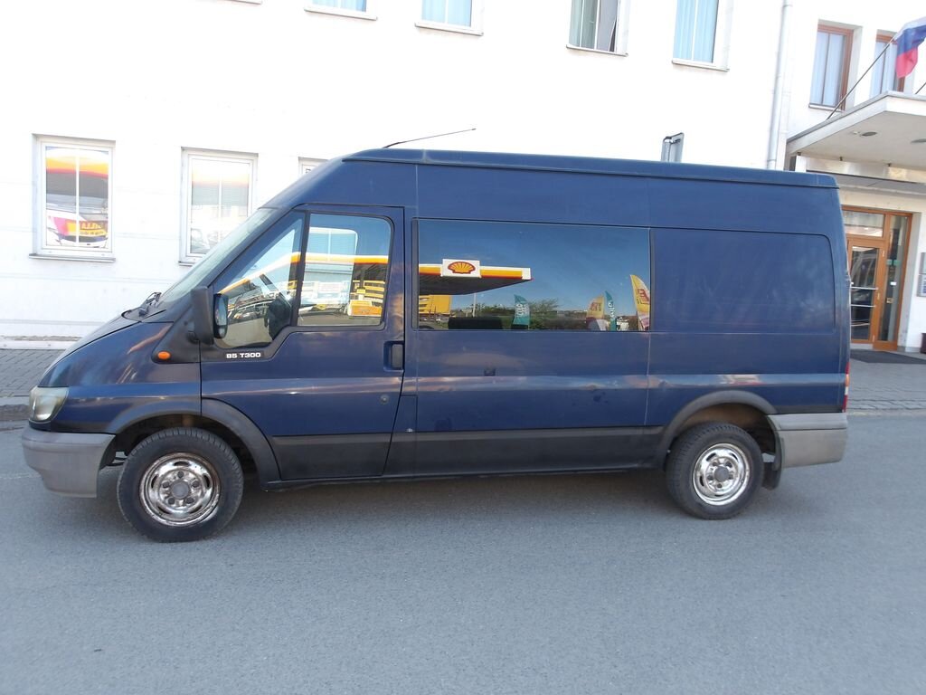Ford Transit Skříň 2,0 l 62 kw