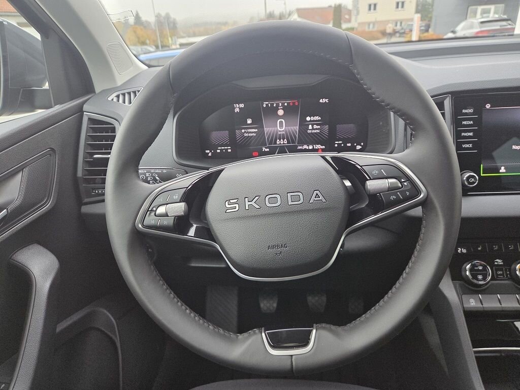 Škoda Karoq SUV 1,5 l 110 kw