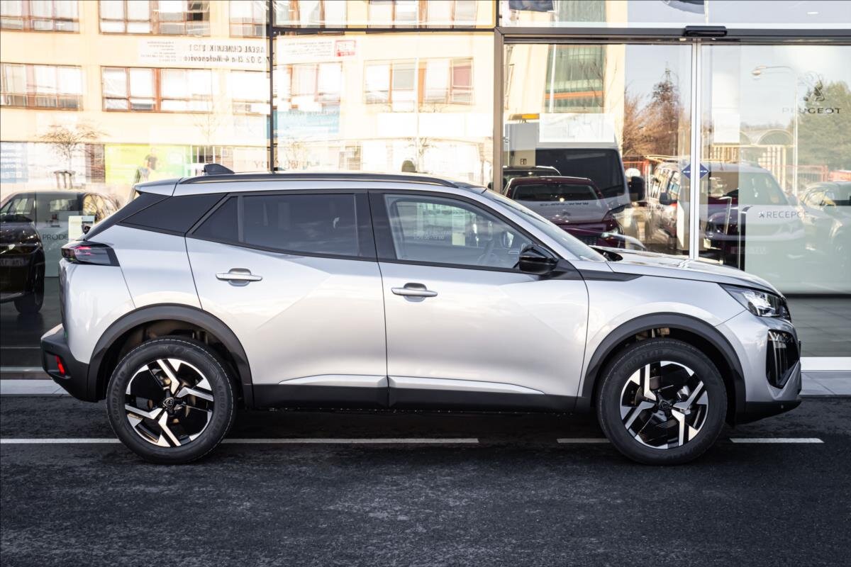 Peugeot 2008 SUV / Terénní 1,2 l 107 kw