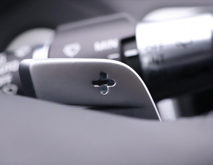 Land Rover Range Rover Velar SUV / Terénní 2,0 l 150 kw