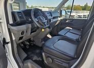 Volkswagen Crafter 9