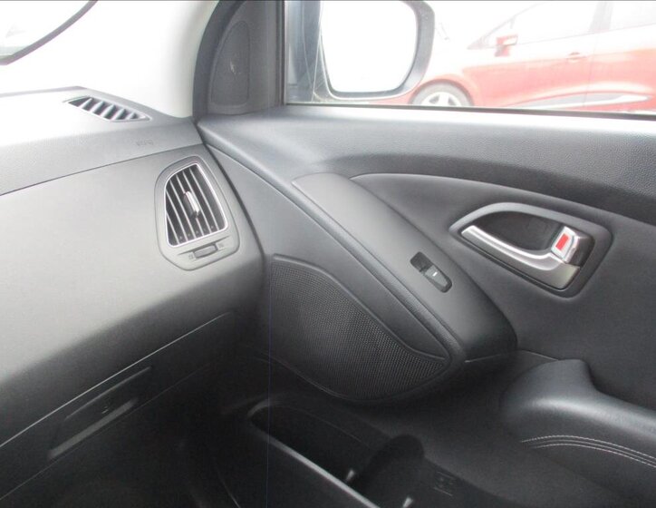 Hyundai ix35 SUV 2,0 l 100 kw