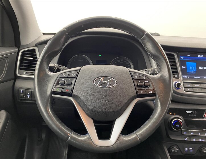 Hyundai Tucson SUV 1,7 l 85 kw