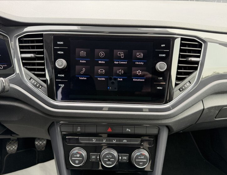 Volkswagen T-Roc SUV / Terénní 999,0 85 kw