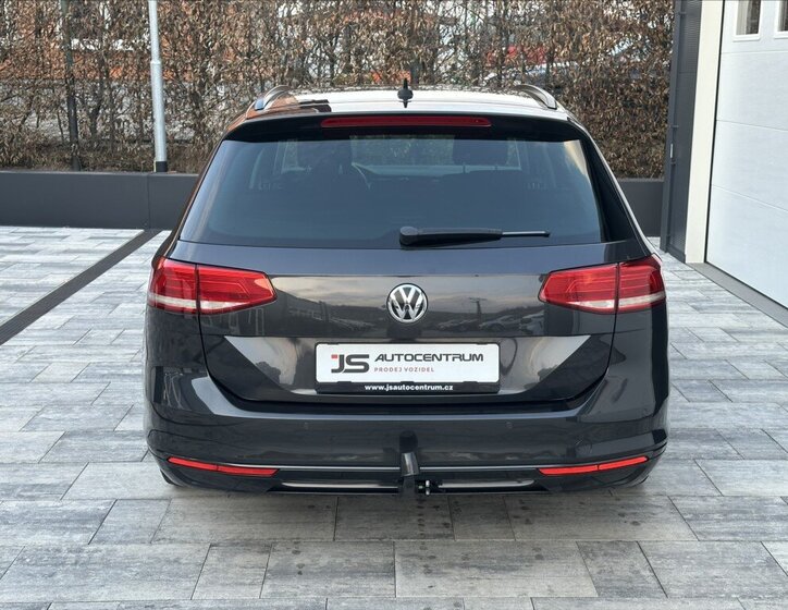 Volkswagen Passat Kombi 1,4 l 110 kw