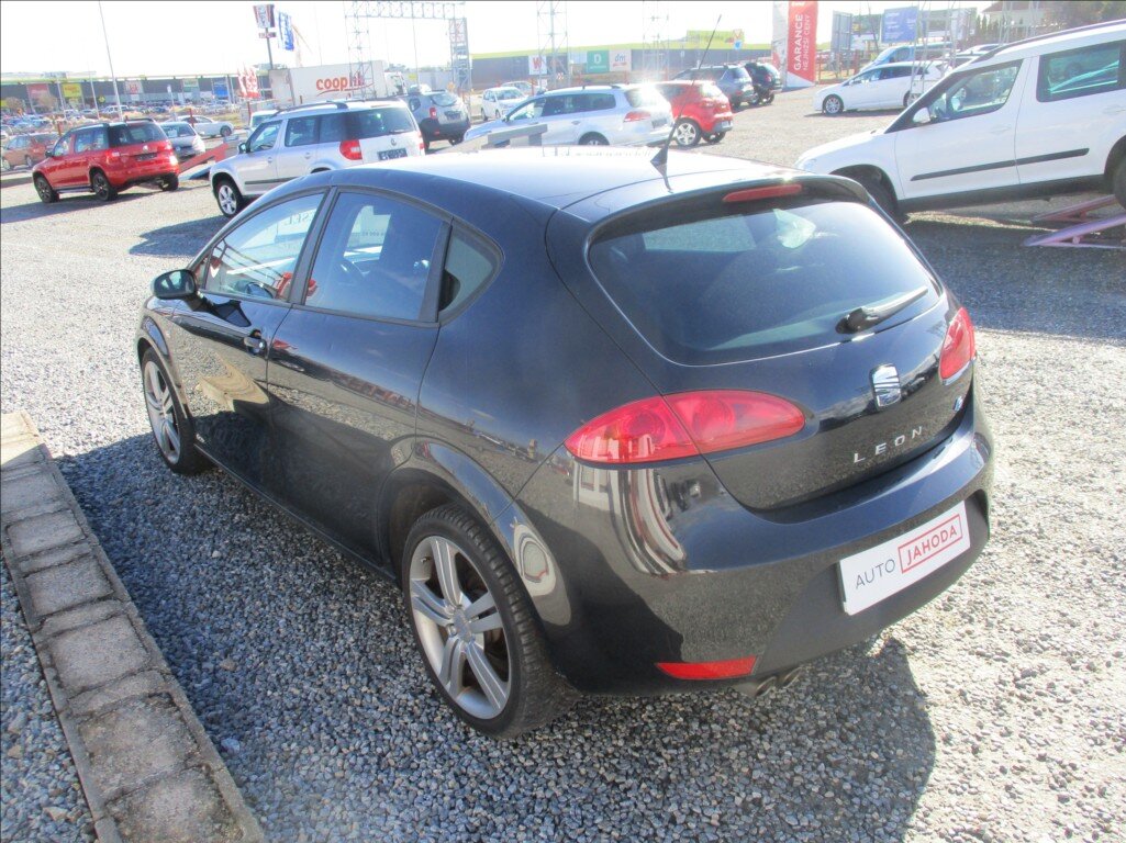 Seat Leon Hatchback 2,0 l 125 kw