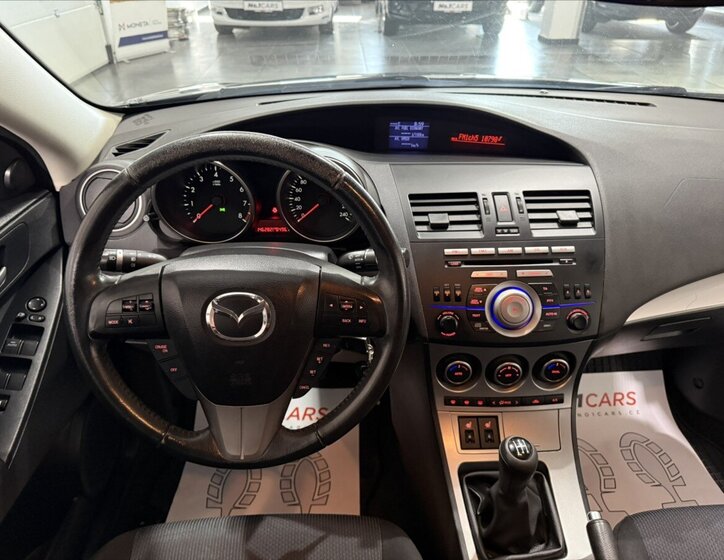 Mazda 3 Hatchback 1,6 l 77 kw