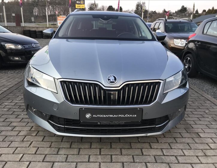 Škoda Superb Kombi 1,6 l 88 kw
