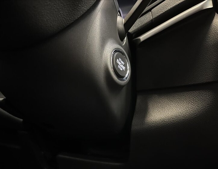 Škoda Karoq SUV 1,5 l 110 kw