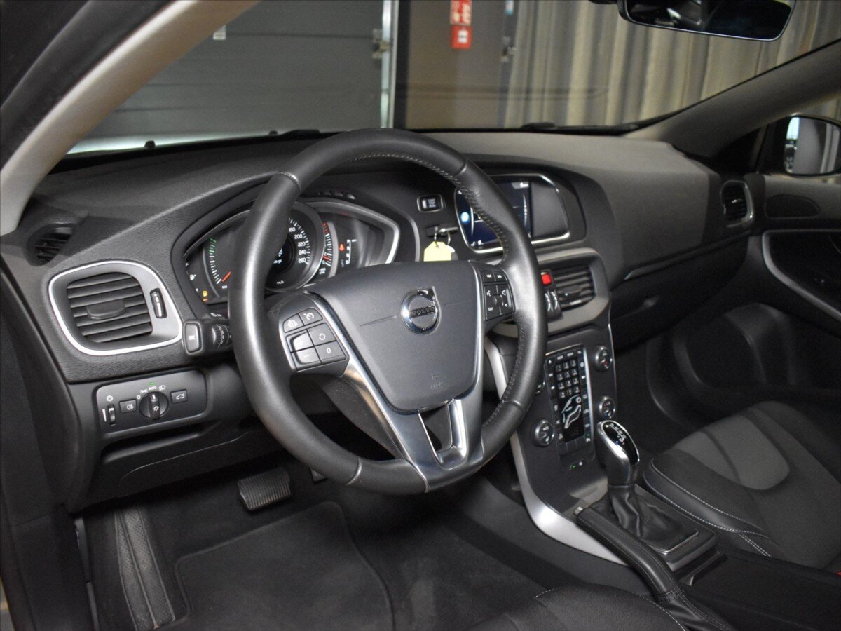 Volvo V40 Hatchback 1,5 l 112 kw