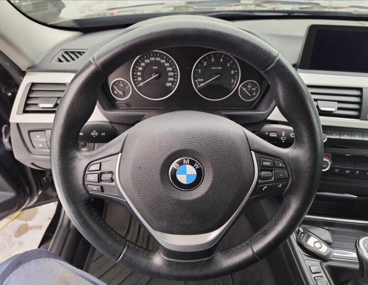 BMW Řada 3 Kombi 2,0 l 180 kw