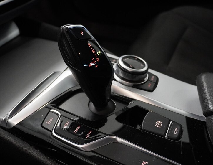 BMW Řada 5 Kombi 2,0 l 120 kw