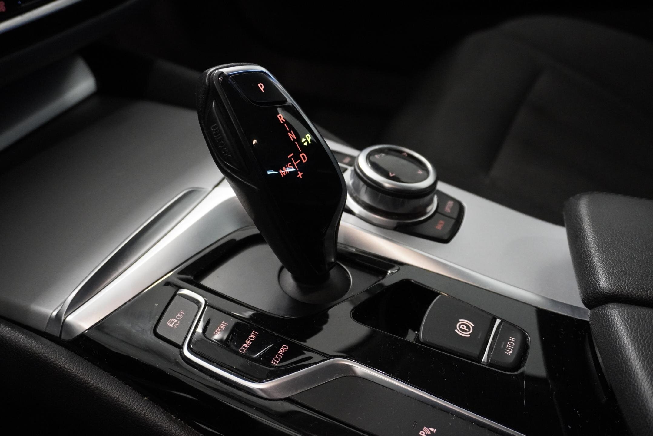 BMW Řada 5 Kombi 2,0 l 120 kw