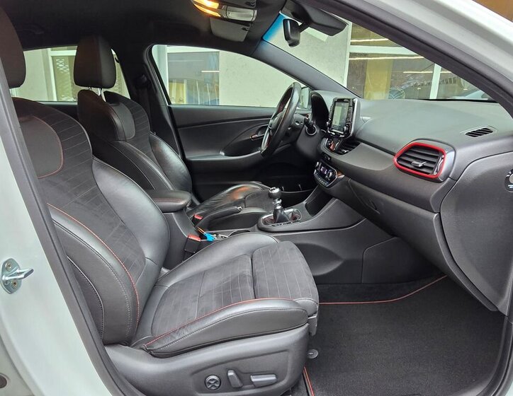 Hyundai i30 Hatchback 2,0 l 202 kw