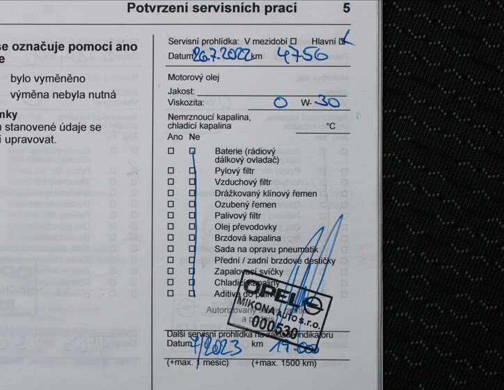 Opel Crossland SUV 1,2 l 96 kw