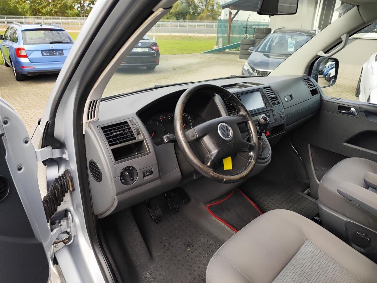 Volkswagen Caravelle