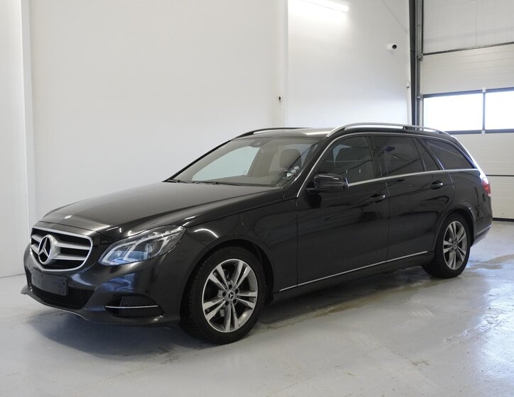 Mercedes-Benz Třídy E Kombi 3,0 l 190 kw